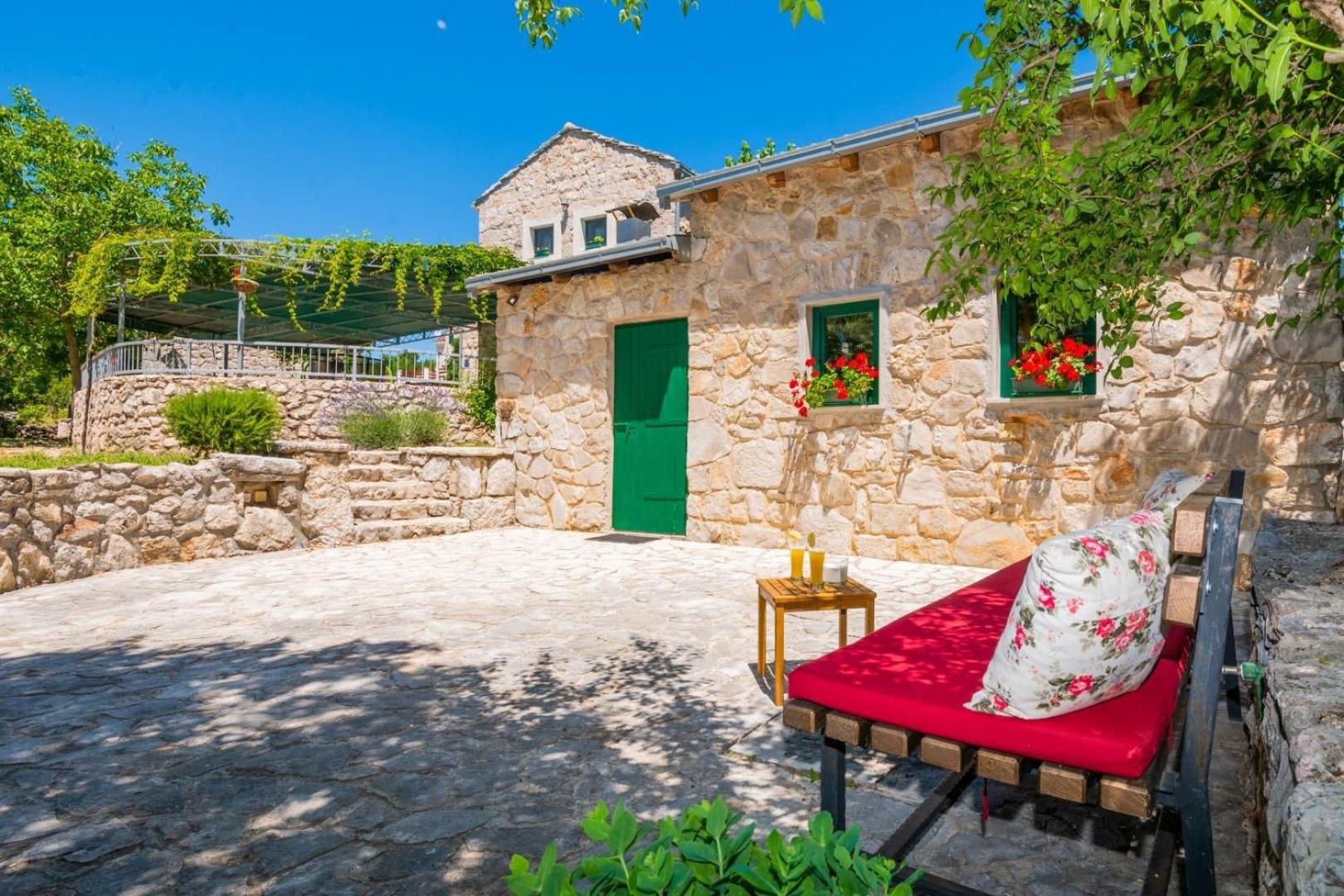 Villa Ognjistar In The Hinterland Of Makarska Riviera Zmijavci Kültér fotó